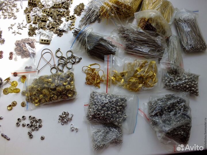 Бусины натуральных камней