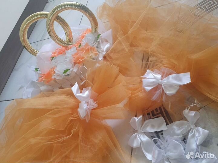 Кольца на машину свадебные