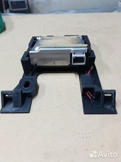 Накладка на лобовое стекло Тойота