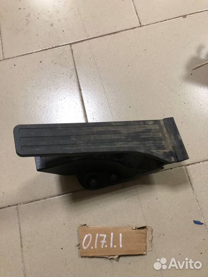 Педаль газа Mercedes W213 W205 C238