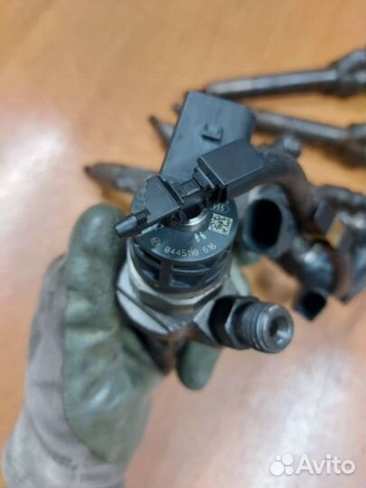 Форсунка BMW X5 F15 7810702,0445110616