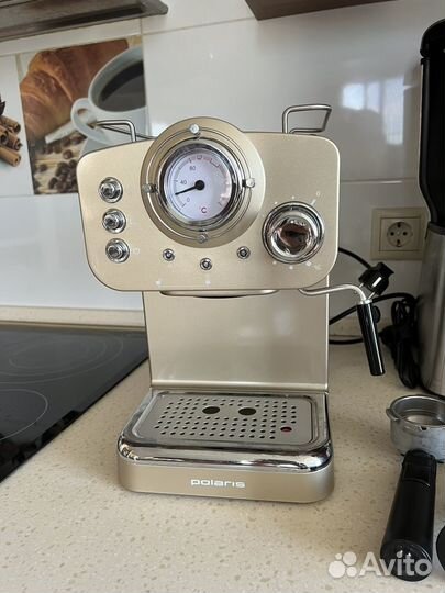 Кофемашина рожковая polaris 1532