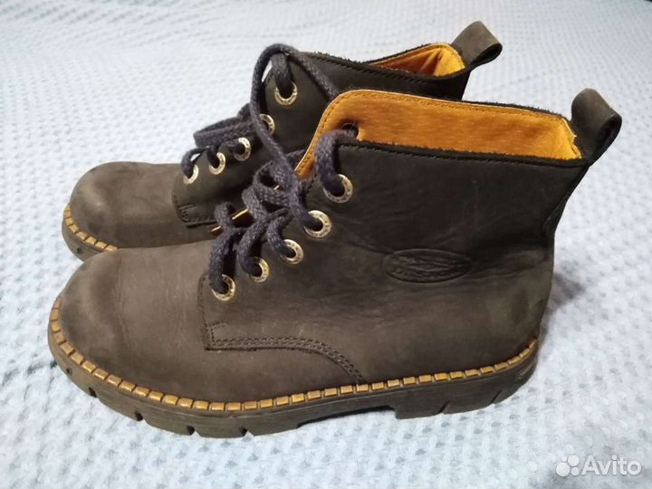 Детскаая обувь 34 размер