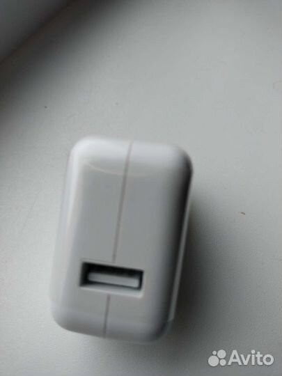 USB Power Adapter 12W от iPad, оригинал