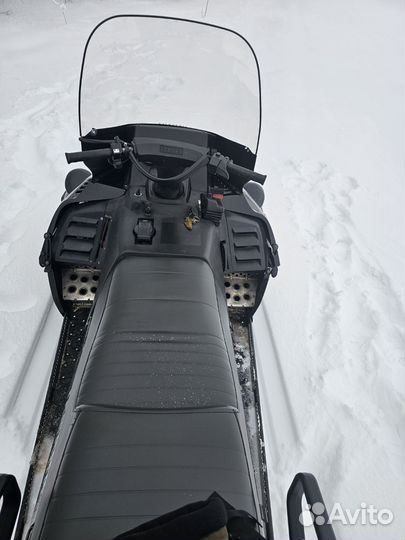 Продам снегоход Yamaha viking 540