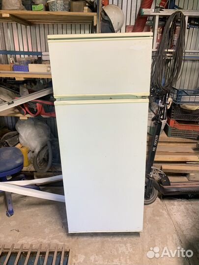 Холодильник атлант двухкамерный