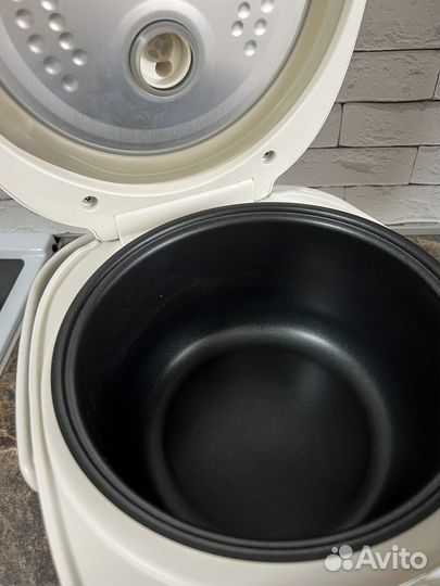 Мультиварка polaris pmc0308ad