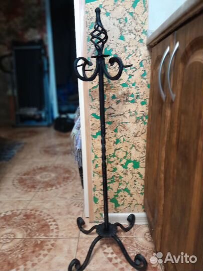 Стойка держатель для каминных принадлежностей кова