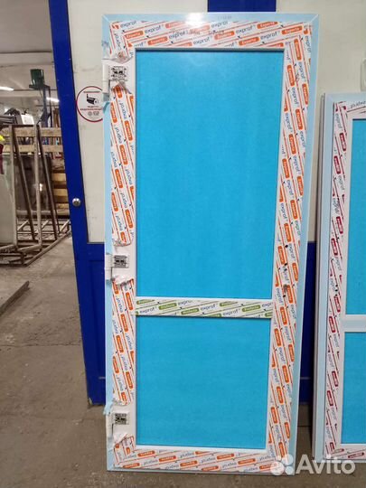 Дверь входная пвх 900х2050