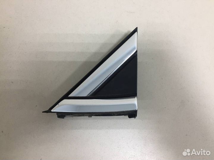 Накладка переднего крыла левого Skoda Karoq 2017