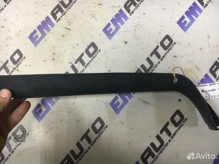 Обшивка двери багажника левая Шкода Фабия 1