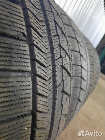 Bridgestone Blizzak VRX 185/65 R15