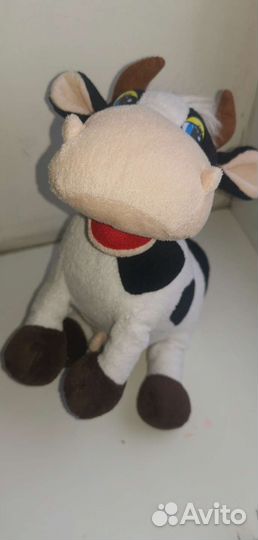 Плюшевый медведь, корова, лошадь, обезьянка