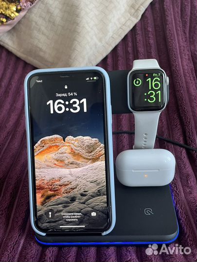 Беспроводная зарядная док станция