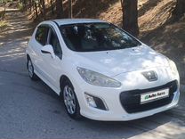 Peugeot 308 1.6 AT, 2011, 207 231 км, с пробегом, цена 650 000 руб.