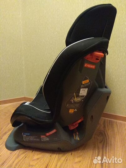 Японское автокресло Ailebebe Carmate Zutto3 Style