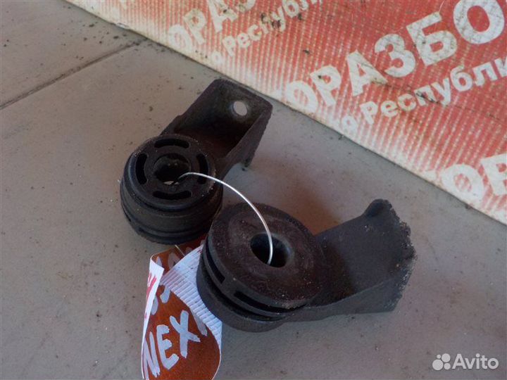 Крепление радиатора Daewoo Nexia A15SMS 4630241