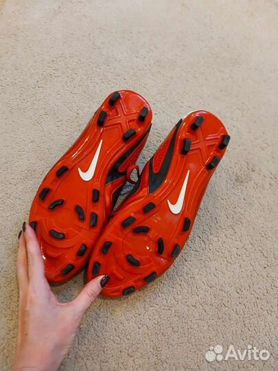 Футбольный буцы