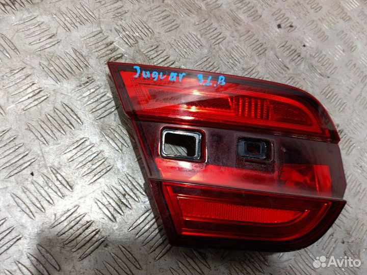 Фонарь внутренний задний левый Jaguar Xf CC9