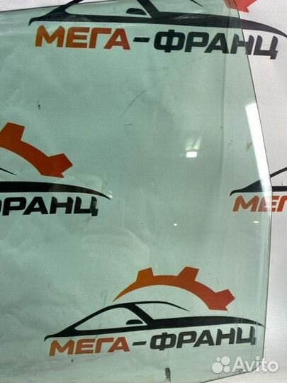 Стекло двери заднее левое Peugeot 307 легковой