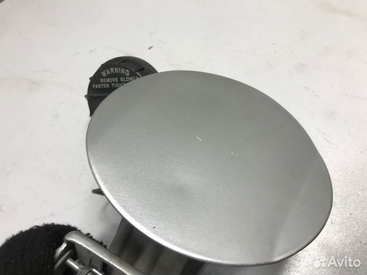 Лючок топливного бака Kia Sportage II 2.0 2006 (б/у)