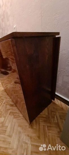 Стол книжка