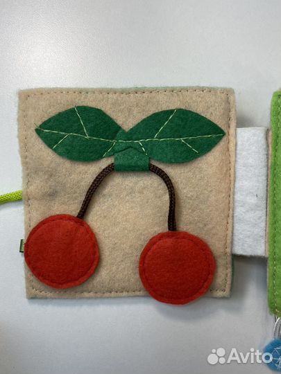 Развивающая книжка из фетра