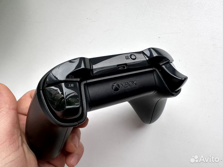 Геймпад xbox one s