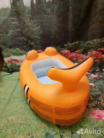 Бассейн для малыша