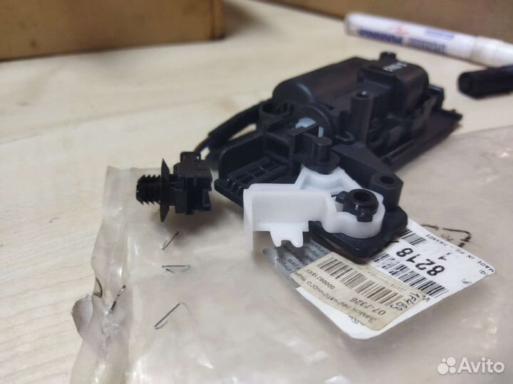 Механизм открытия замка Peugeot 308