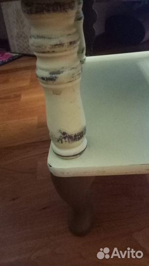 Этажерка подставка столик стеллаж Малайзия