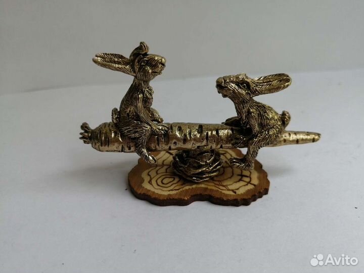 Кролики, совы, мыши и др животные на качелях