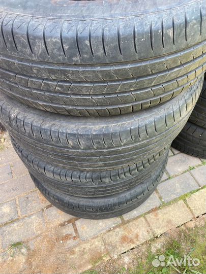 Kumho Ecsta HS51 205/60 R16 92H