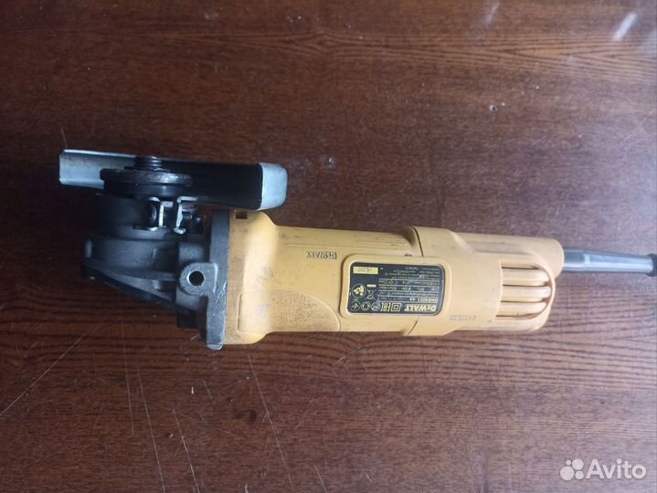Ушм болгарка 125 Dewalt