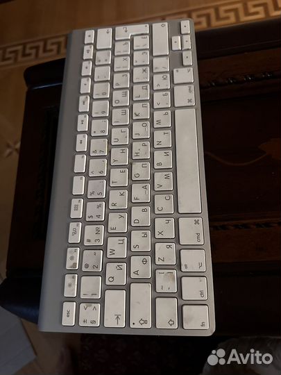 Клавиатура Apple