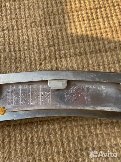 Dodge challenger III решетка радиатора