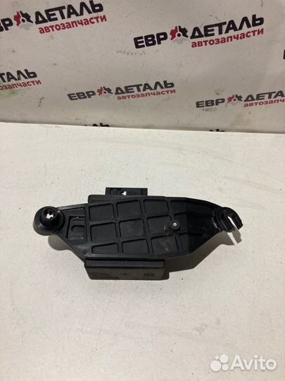 Блок электронный Opel Astra H хетчбэк 1.8 Z18XE