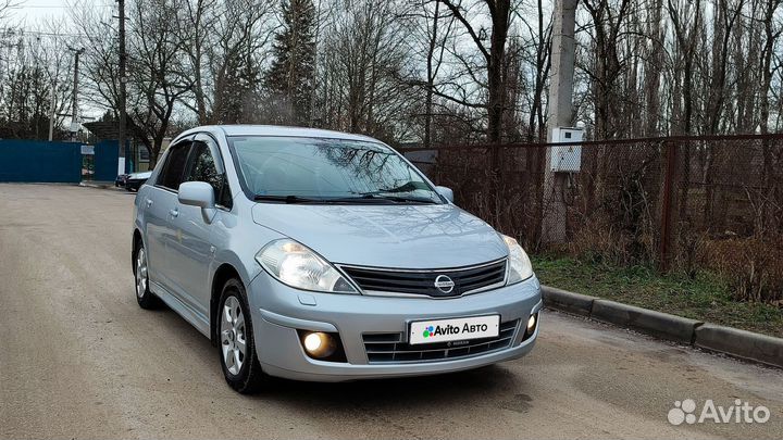 Nissan Tiida 1.6 МТ, 2011, 175 000 км