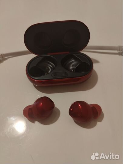 Беспроводные наушники samsung galaxy buds plus