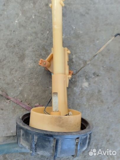 Датчик уровня топлива Volkswagen Golf 2