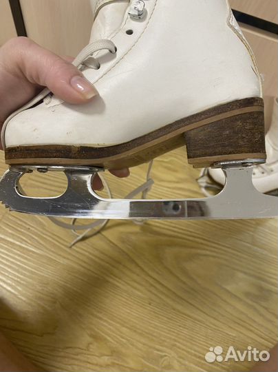 Фигурные коньки Graf Ace, 26 размер