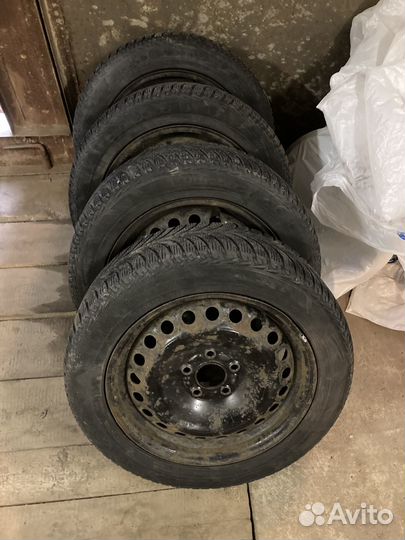 Goodyear UltraGrip 205/55 R16 94T