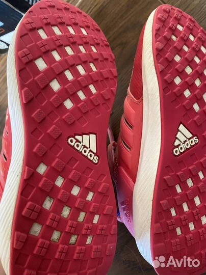 Адидас кроссовки девочка