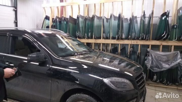 Лобовое стекло Mercedes w166 ml gl 166 мл гл