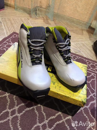 Лыжные ботинки