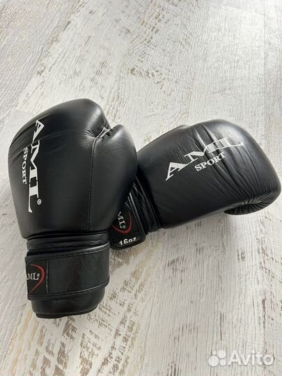 Боксерские перчатки 16 унций