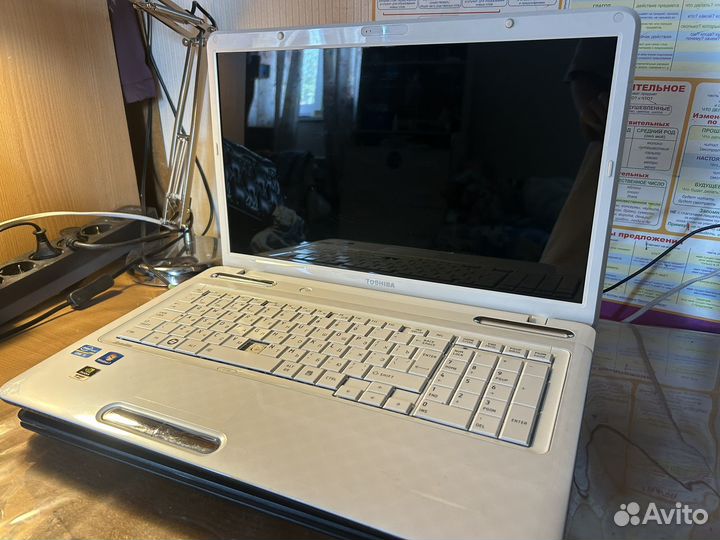 Ноутбук toshiba бу