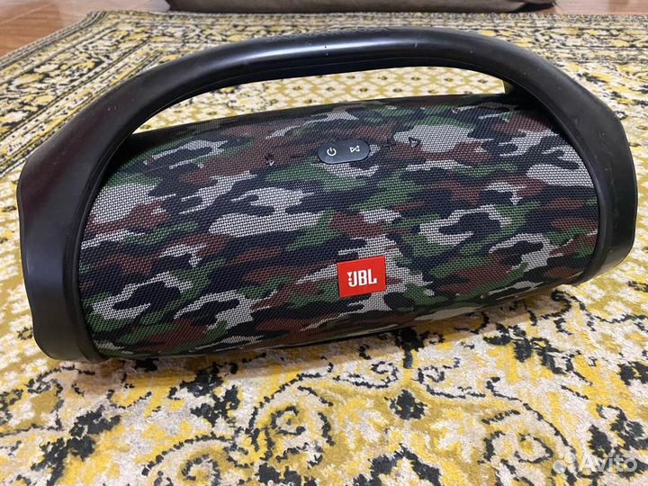 Колонка JBL boombox