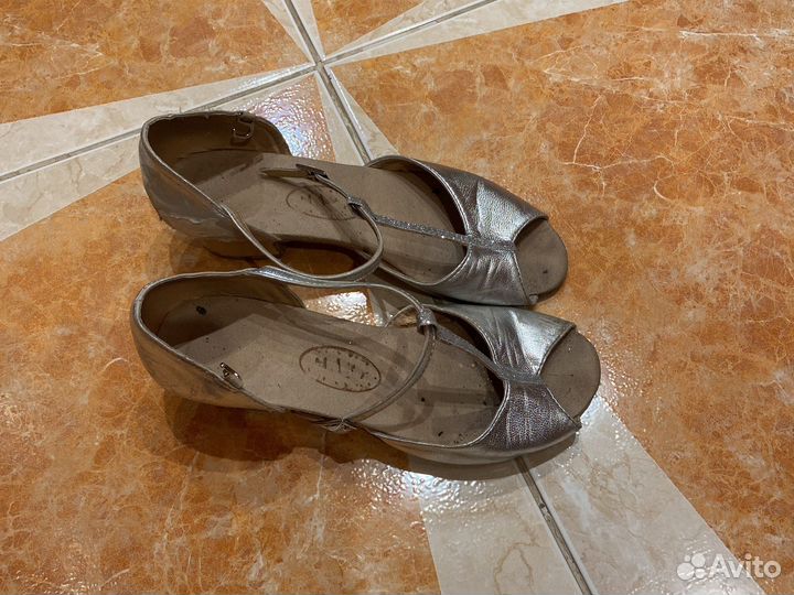Туфли для бальных танцев для девочки,размер 34