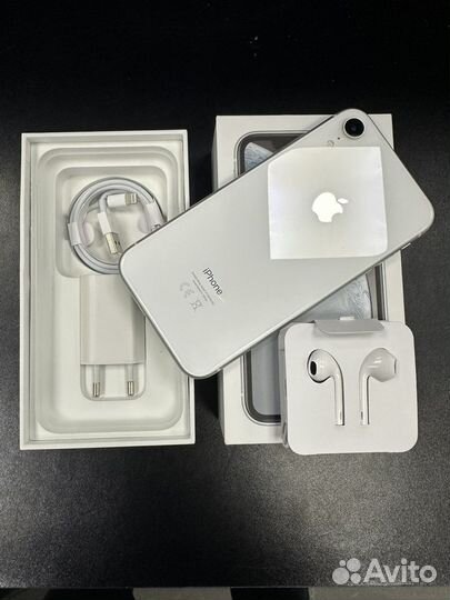 iPhone Xr, 64 ГБ